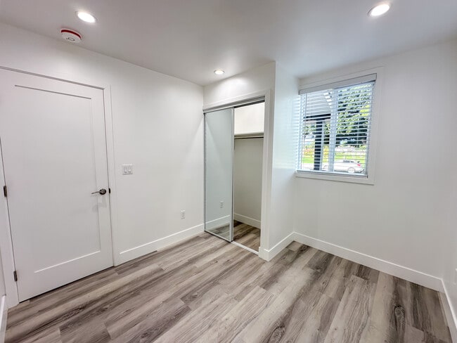 Building Photo - 3028 1st St