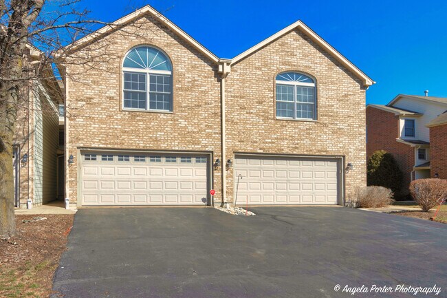 Primary Photo - 5850 Fieldstone Trail