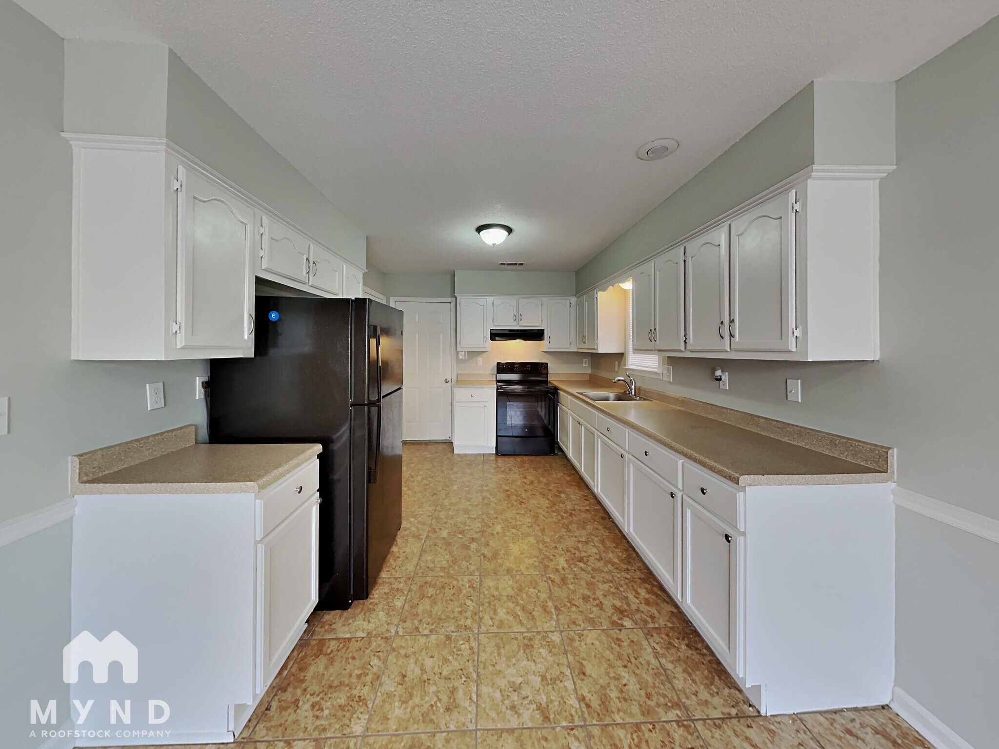 Building Photo - 5266 Rolling Ridge Cove