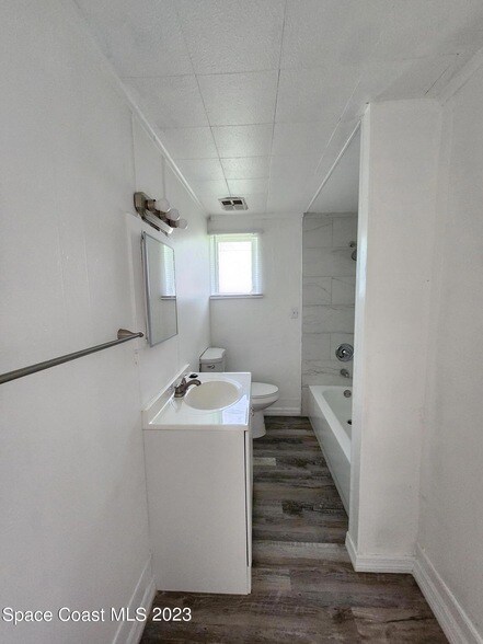 Building Photo - 72 Bossieux Blvd