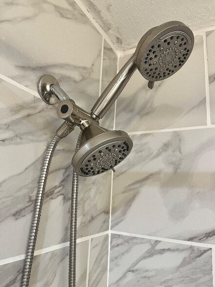 Building Photo - 311 W Main St