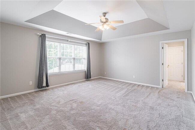 Building Photo - 230 Albrighton Ct