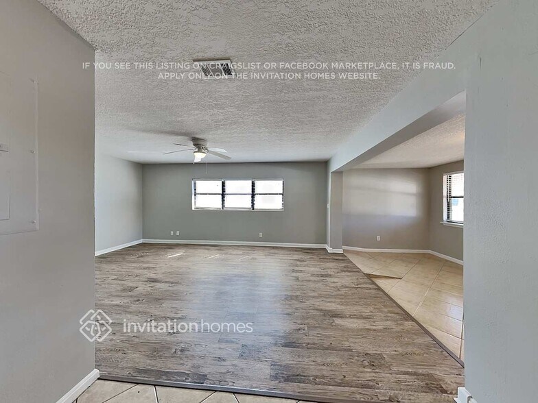 Building Photo - 429 7th St N