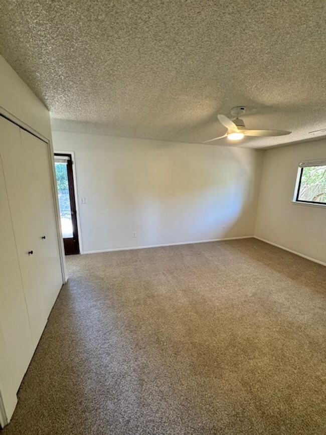 Building Photo - Remodeled home with a view