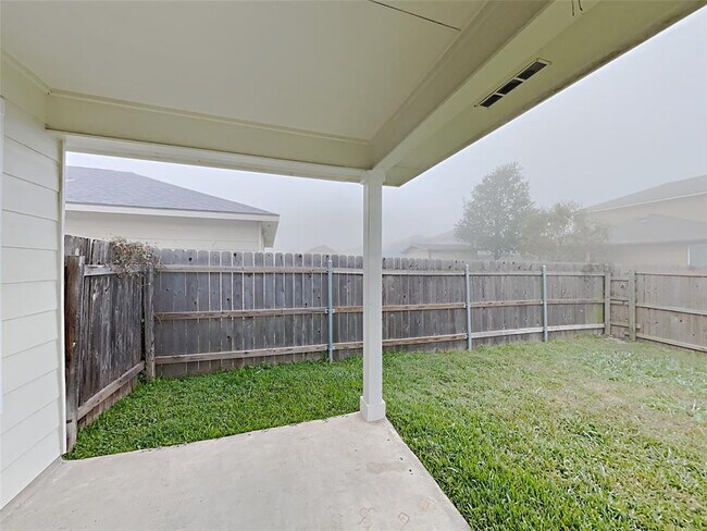 Building Photo - 12417 Sky Harbor Dr