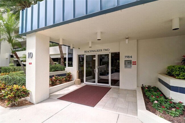 Building Photo - 7974 Sailboat Key Blvd S