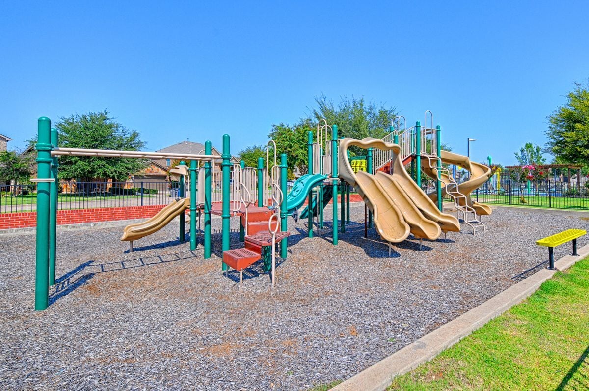 Building Photo - 3522 Van Zandt Rd