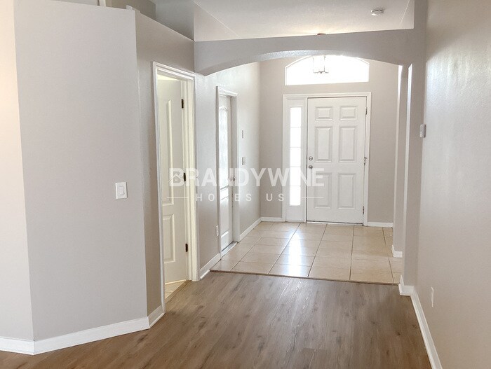 Building Photo - 1837 Atlantic Dr