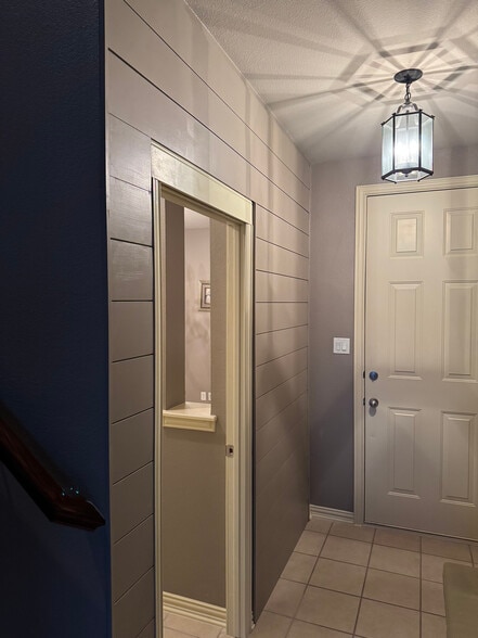 Building Photo - 1809 Branch Trl