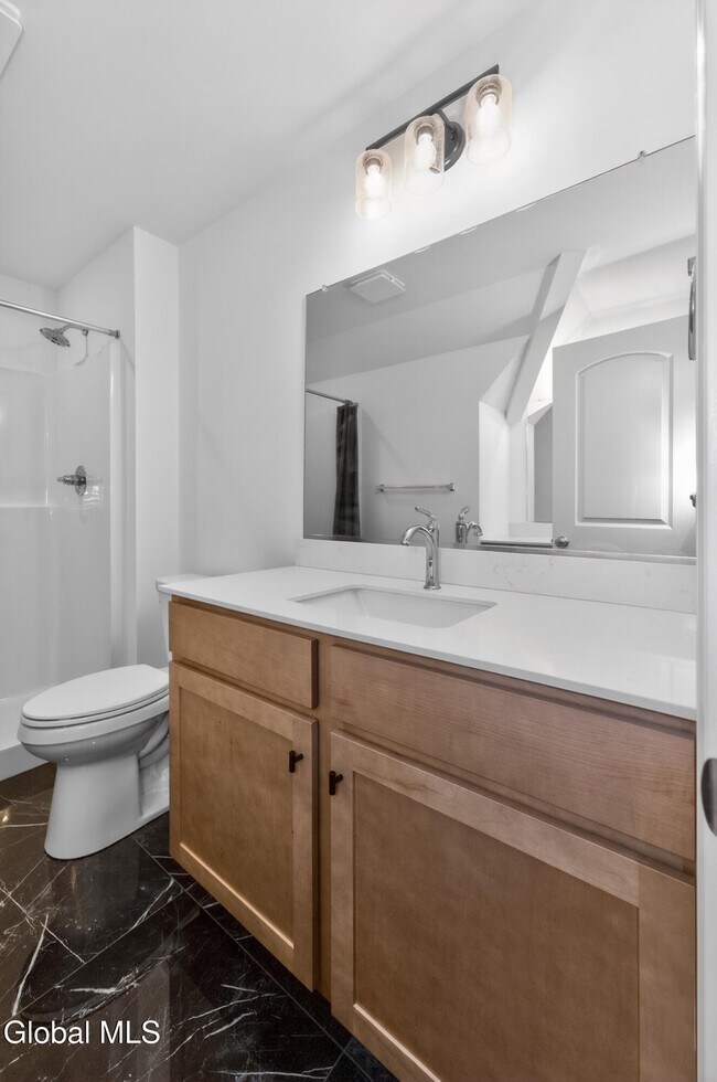 Building Photo - 622 Acland Blvd