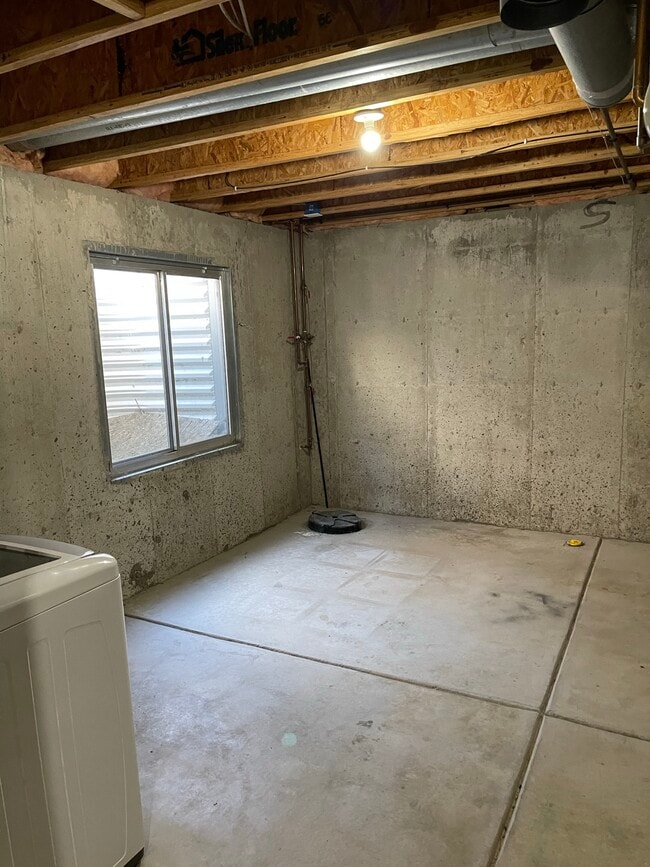 Building Photo - 5407 Rhyolite Way