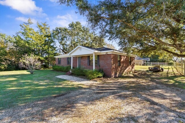 Building Photo - East Fairhope Full Brick