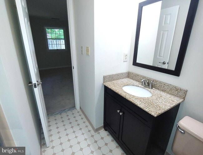 Building Photo - 719 Monmouth Ave