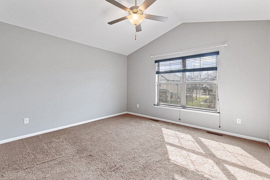 Building Photo - 414 Churchill Dr