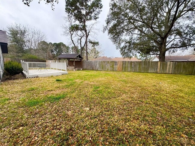 Building Photo - 918 Bolton Ct