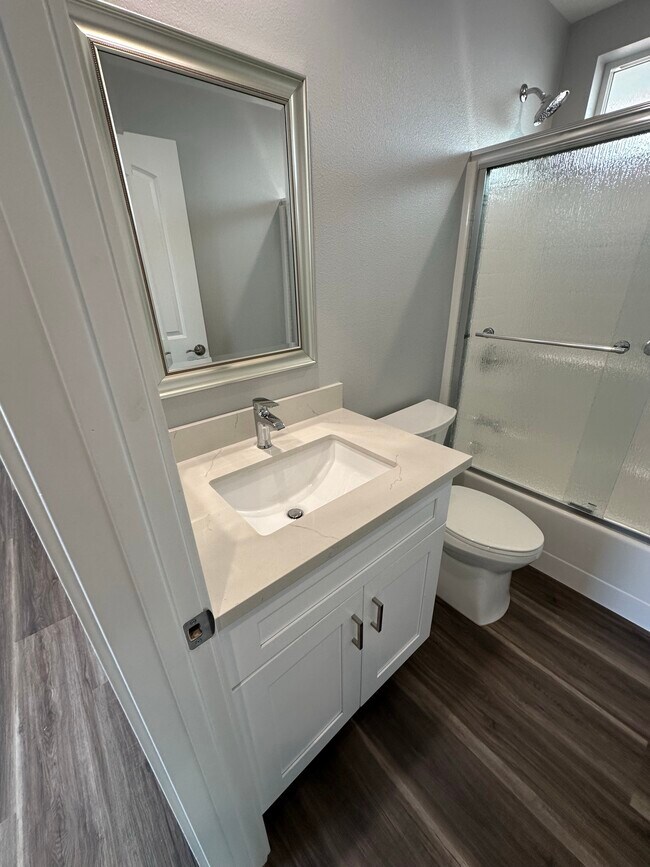 Building Photo - Casa Denver # 2