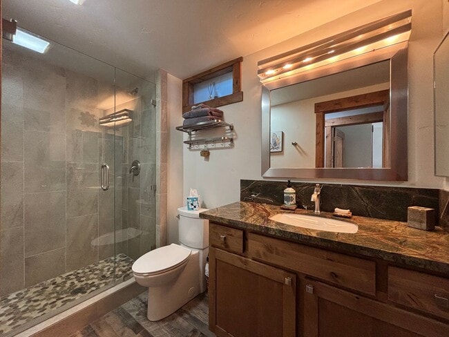 Building Photo - Beautiful Lake Tahoe 3 bedroom condo!