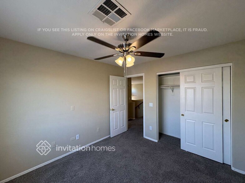 Building Photo - 7106 N 77th Dr