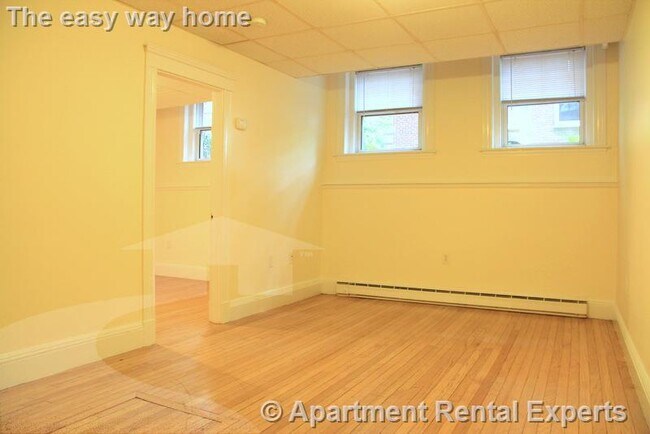 Building Photo - 18 Chauncy St