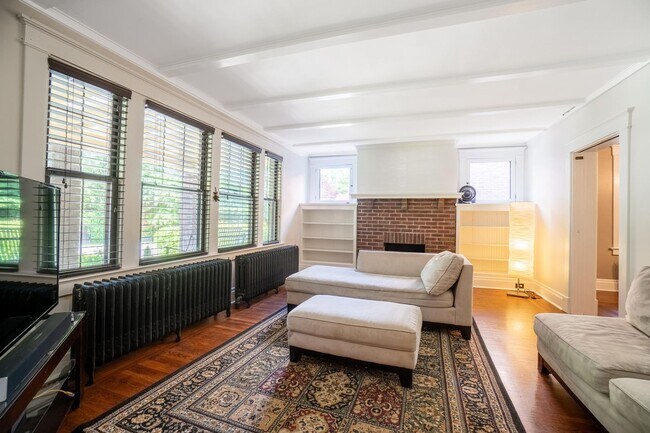 Building Photo - 6609 Church Ave