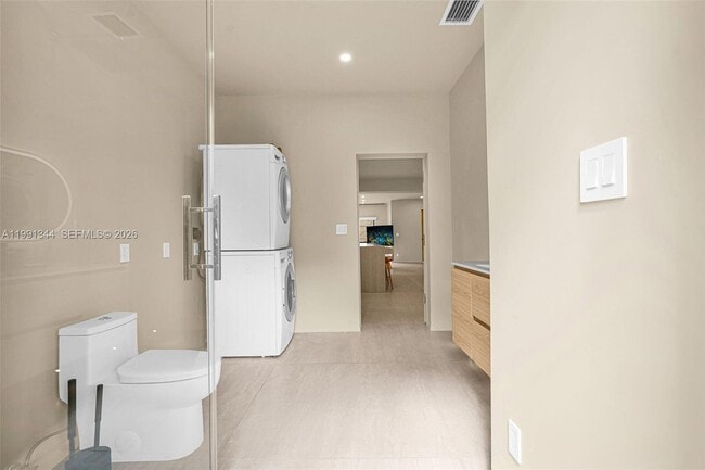 Building Photo - 4721 NW 6th Ave