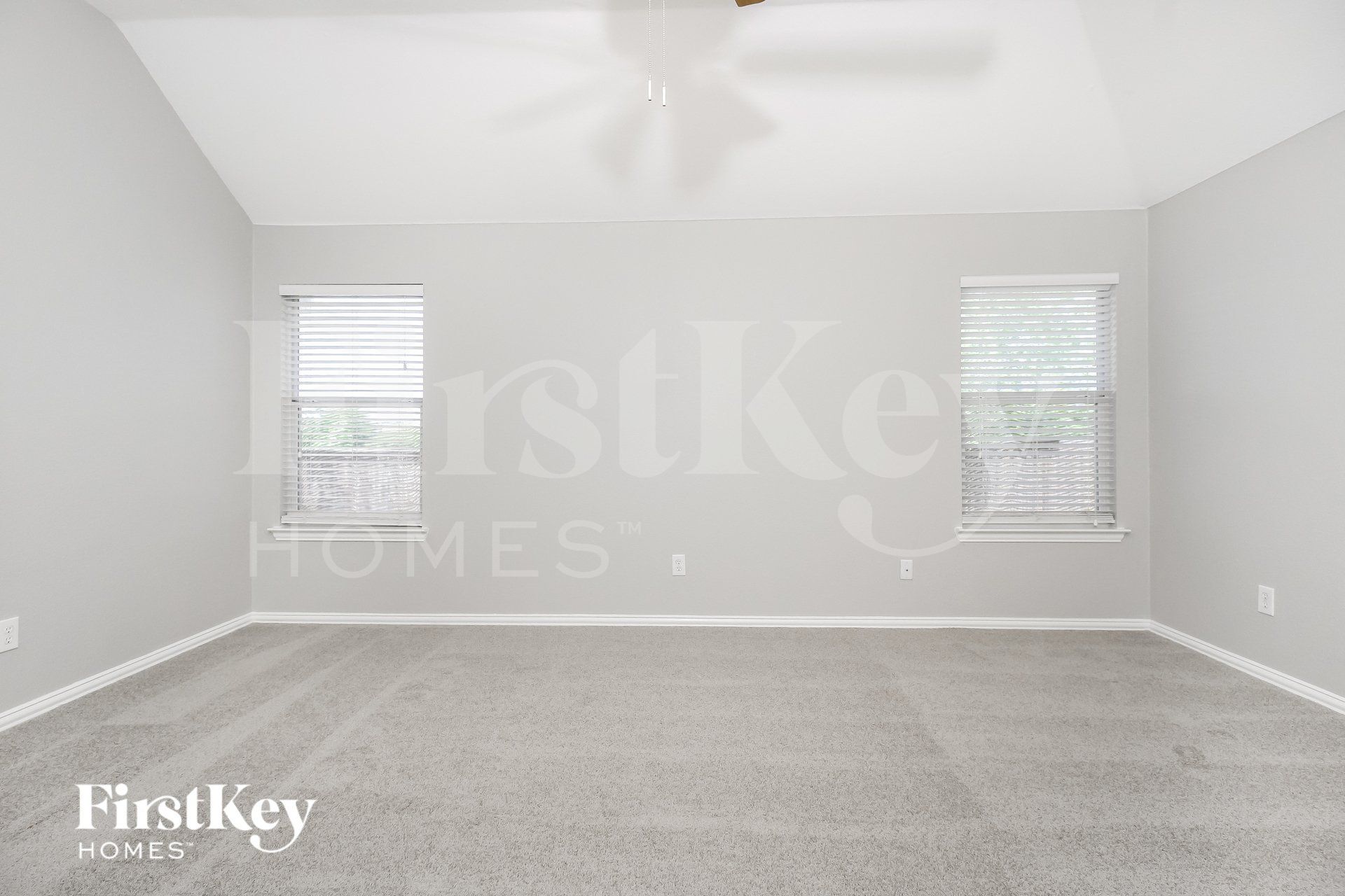 Building Photo - 8 Willowstone Ct