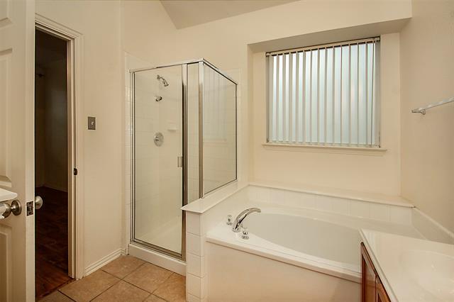 Building Photo - 5712 Eureka Bend