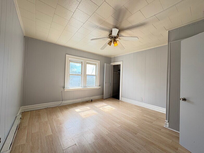 Unit 3 - 133 Isabella Ave