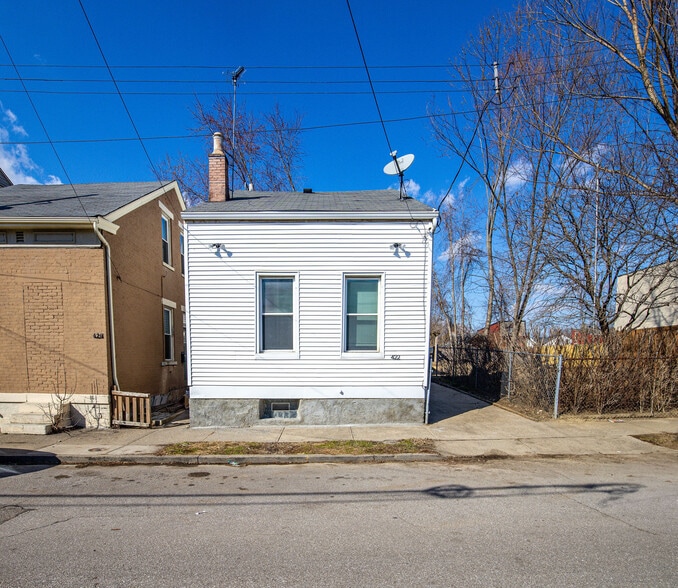 Building Photo - 422 Watkins St