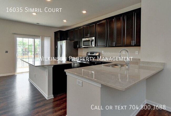 Building Photo - 16035 Simril Ct