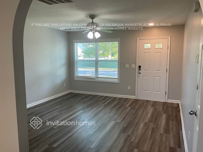 Building Photo - 1508 Iron Dr