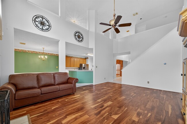 Building Photo - 602 Field Run Ct