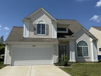 Building Photo - 1532 Knoll Crest Dr