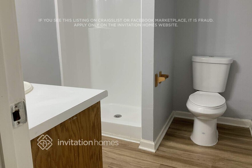 Building Photo - 4669 S Landing Dr