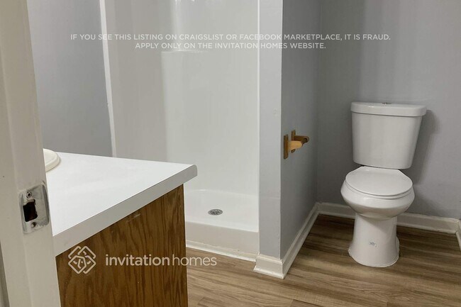 Building Photo - 4669 S Landing Dr