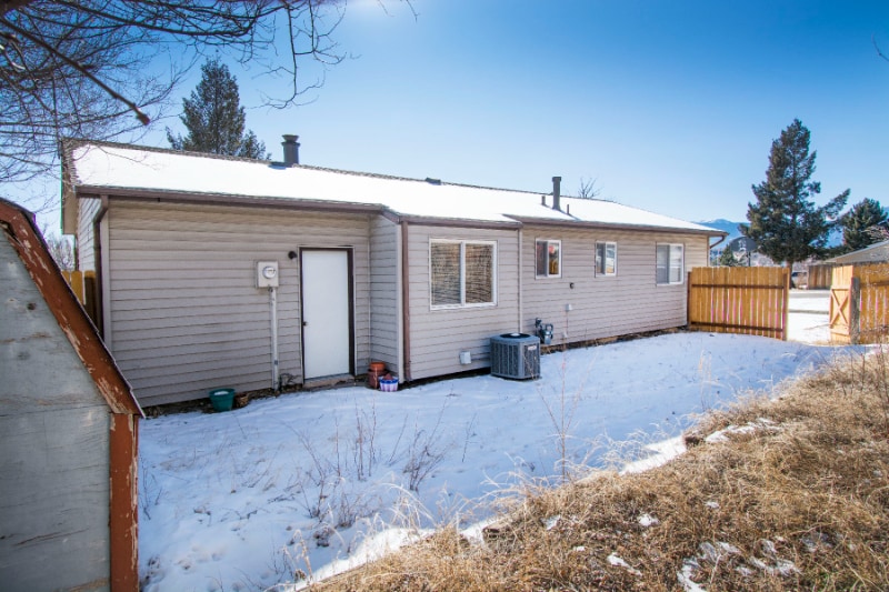 Building Photo - 2740 El Capitan Dr