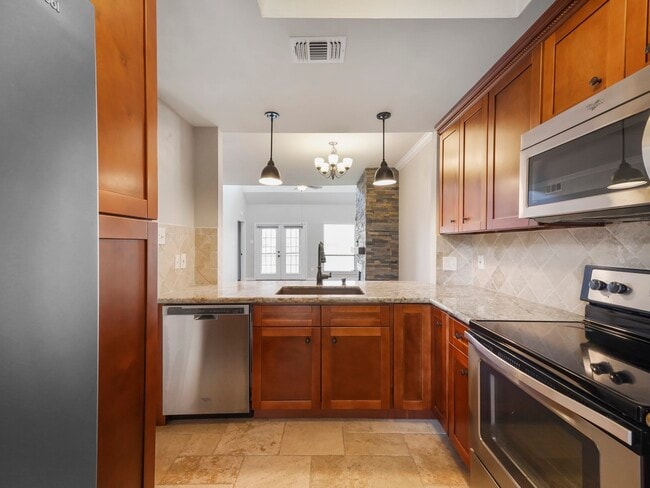Building Photo - 4144 Greystone Way