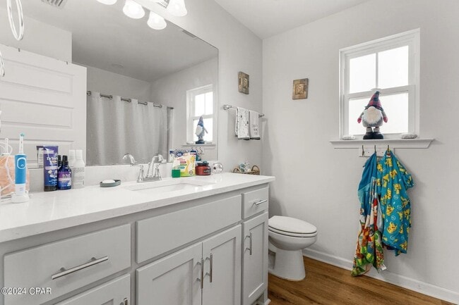 Building Photo - 3 Bedroom, 2 Bathroom, Family Friendly Neighborhood