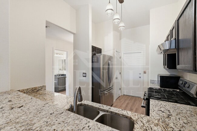 Building Photo - 9699 E Vendela St