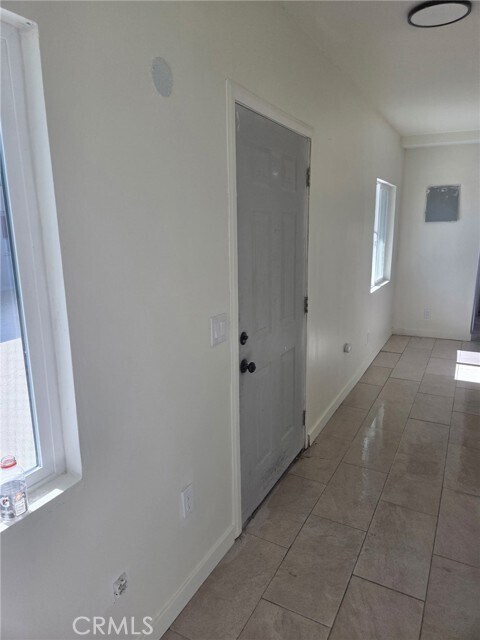 Building Photo - 13475 Cuyamaca Dr