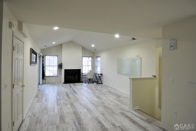 Building Photo - 36 Lackland Ave