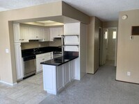 Building Photo - 7555 Linda Vista Rd