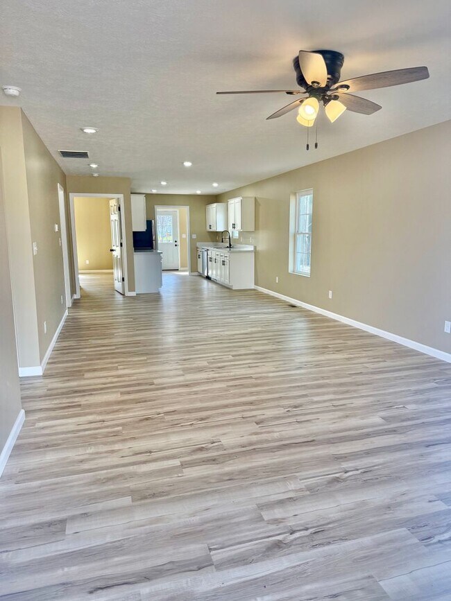 Building Photo - Just Built & Move-In Ready - Stunning New 3 Bedroom, 2 Bath Home!