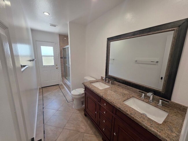 Building Photo - 12947 Arabella Pl