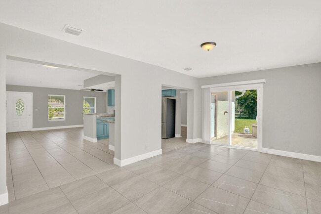 Building Photo - 8392 Pinto Dr