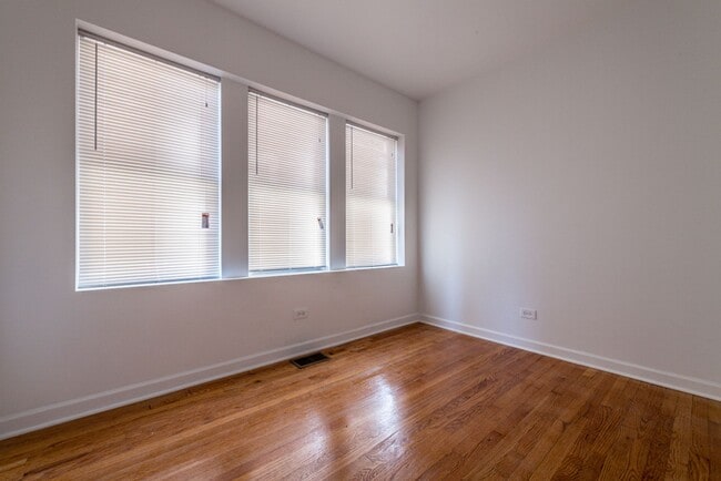 Building Photo - 10719 S Calumet Ave