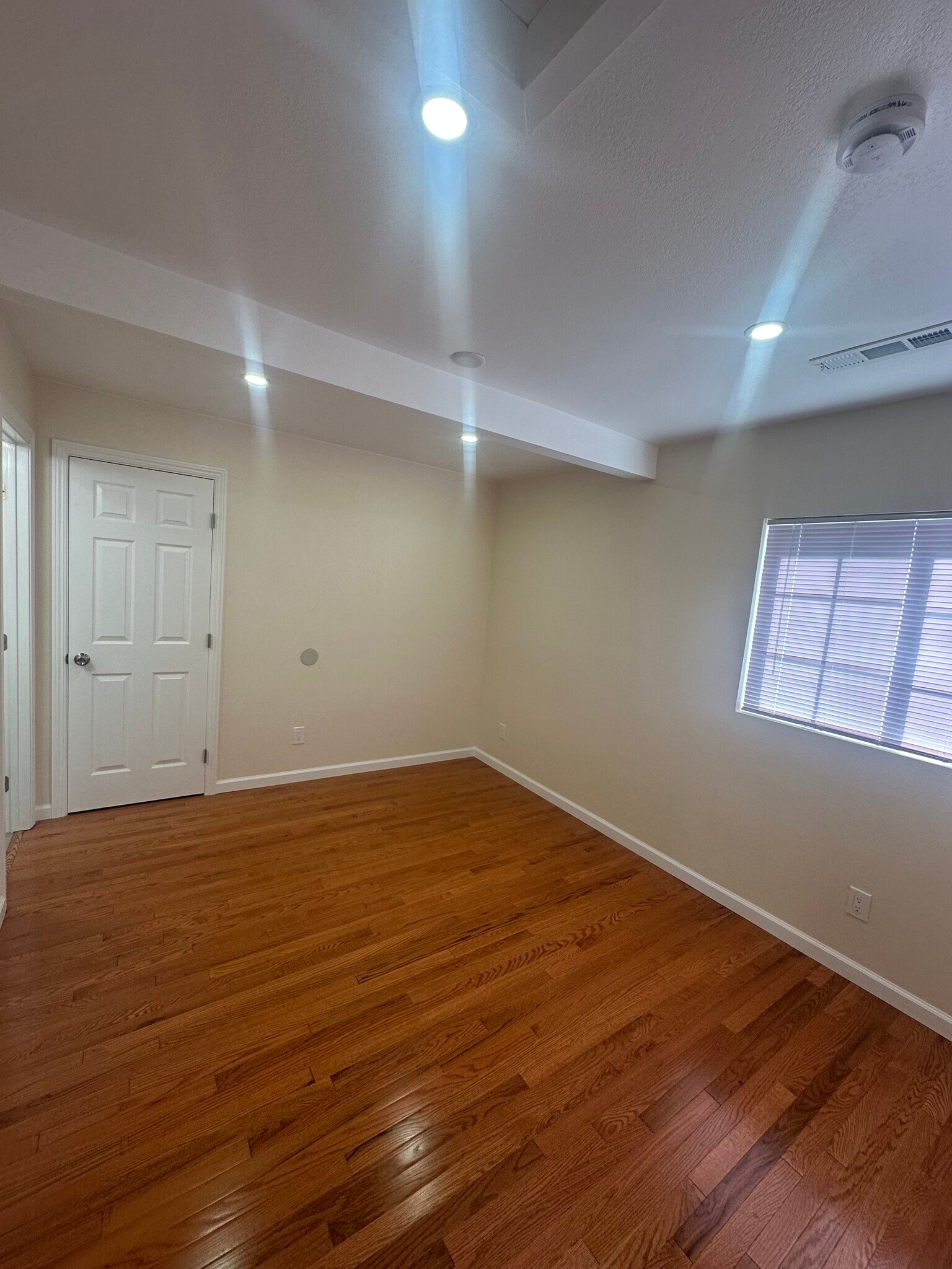 Building Photo - 4027 Fullington St