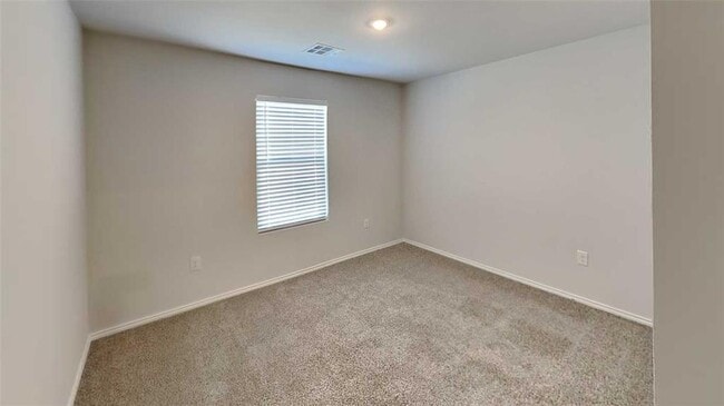 Building Photo - 6132 Holm Oak Rd