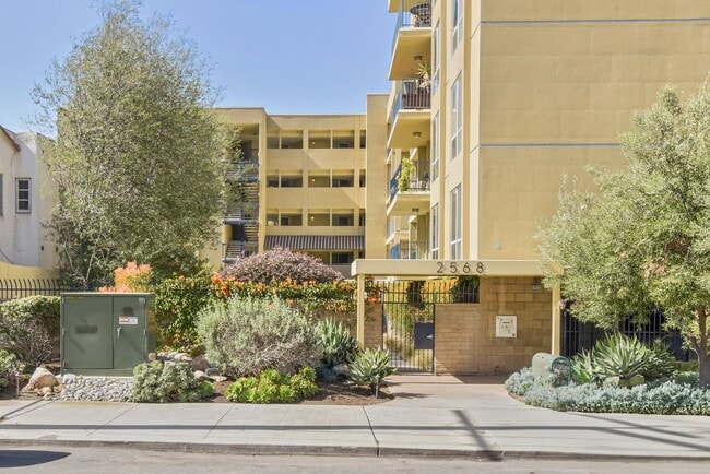 Building Photo - Modern Living Meets Urban Charm in Bankers...