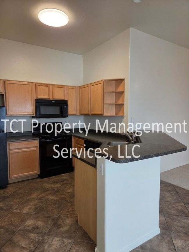 Building Photo - Great 2 Bed, 2 Bath with Open Floor Plan!